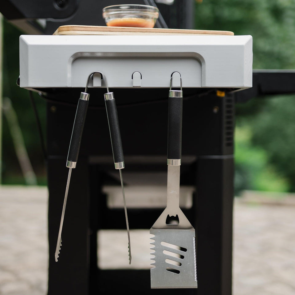 Masterbuilt Gravity Series 600 Digital WiFi Charcoal Grill and Smoker with PIZZA OVEN ATTACHMENT